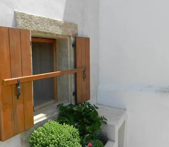 Kapetan Manwlis 公寓 *