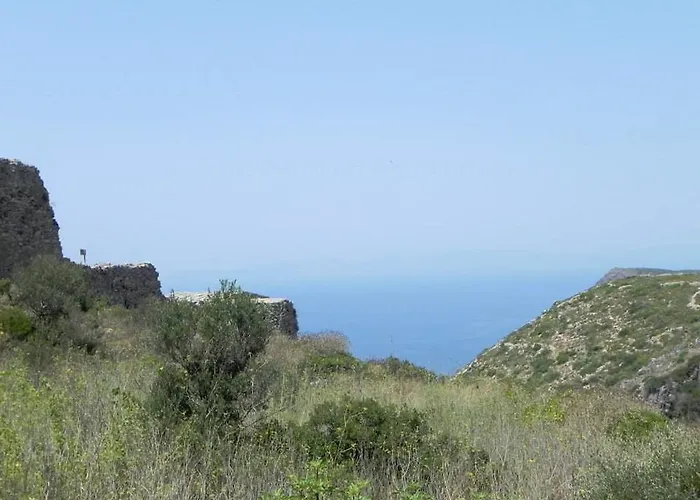 Kapetan Manwlis Kato Khora